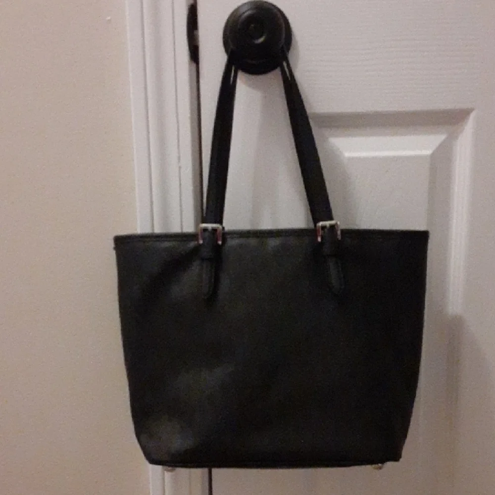 Michael Kors Black Tote Bag - Picture 6 of 12